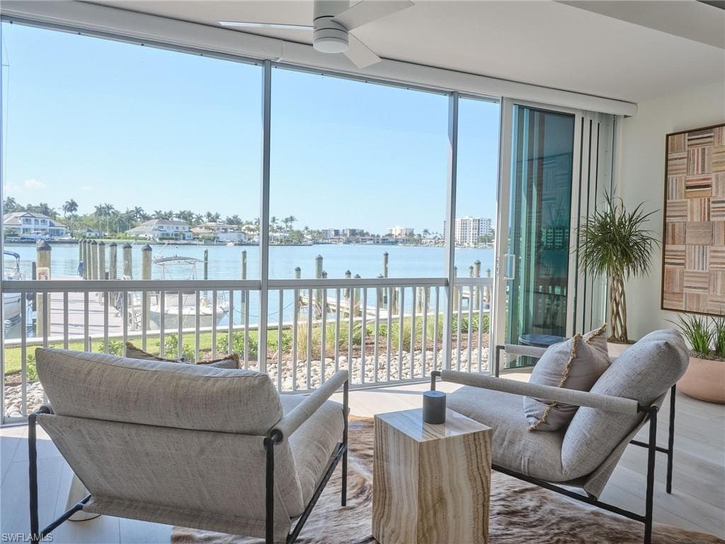 322 Harbour DR 104D-1