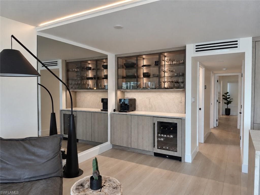 322 Harbour DR 104D-10
