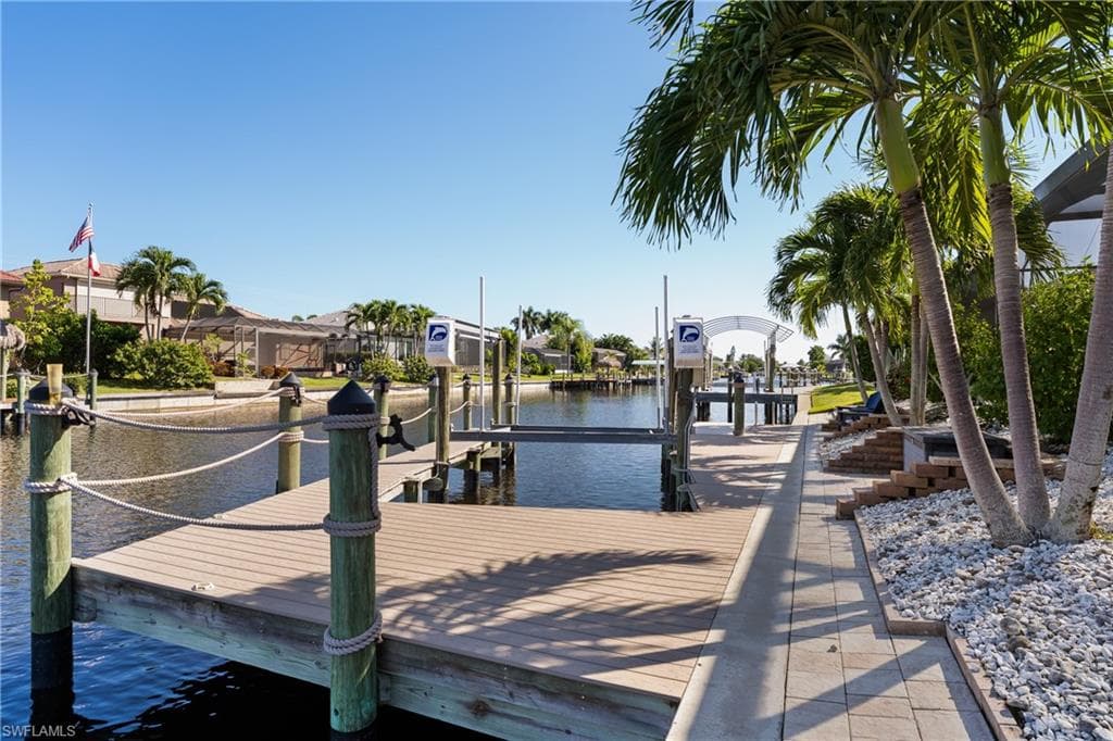 2303 SW 39th ST-4