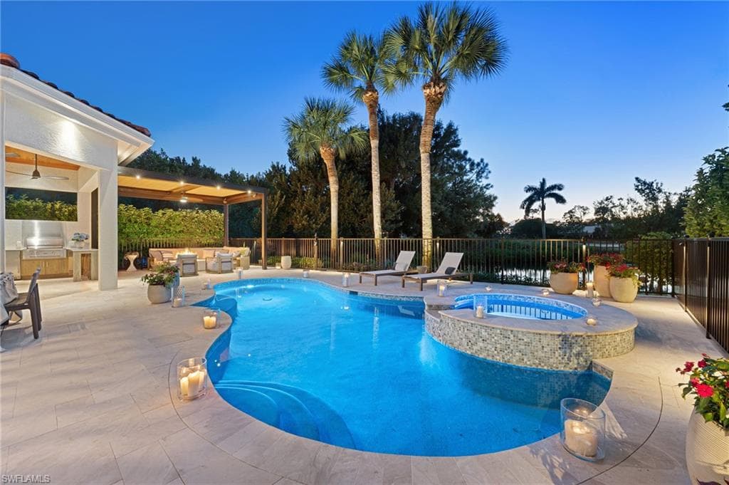2614 L ERMITAGE LN-2