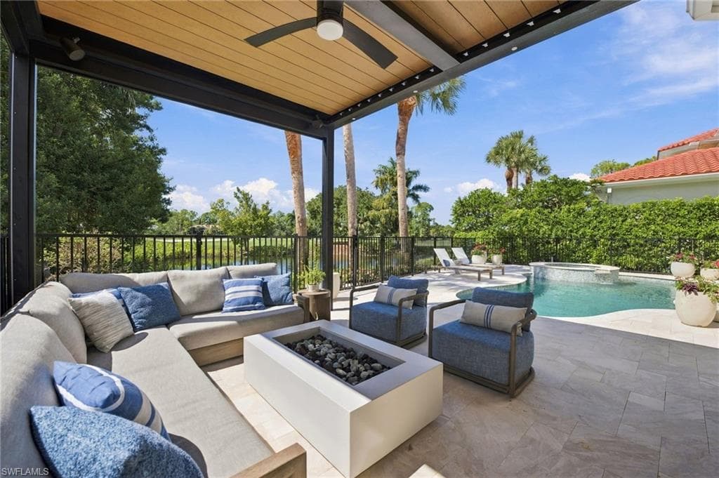 2614 L ERMITAGE LN-42