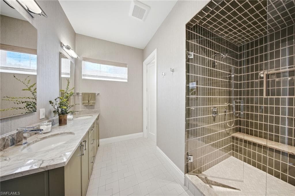 2614 L ERMITAGE LN-38