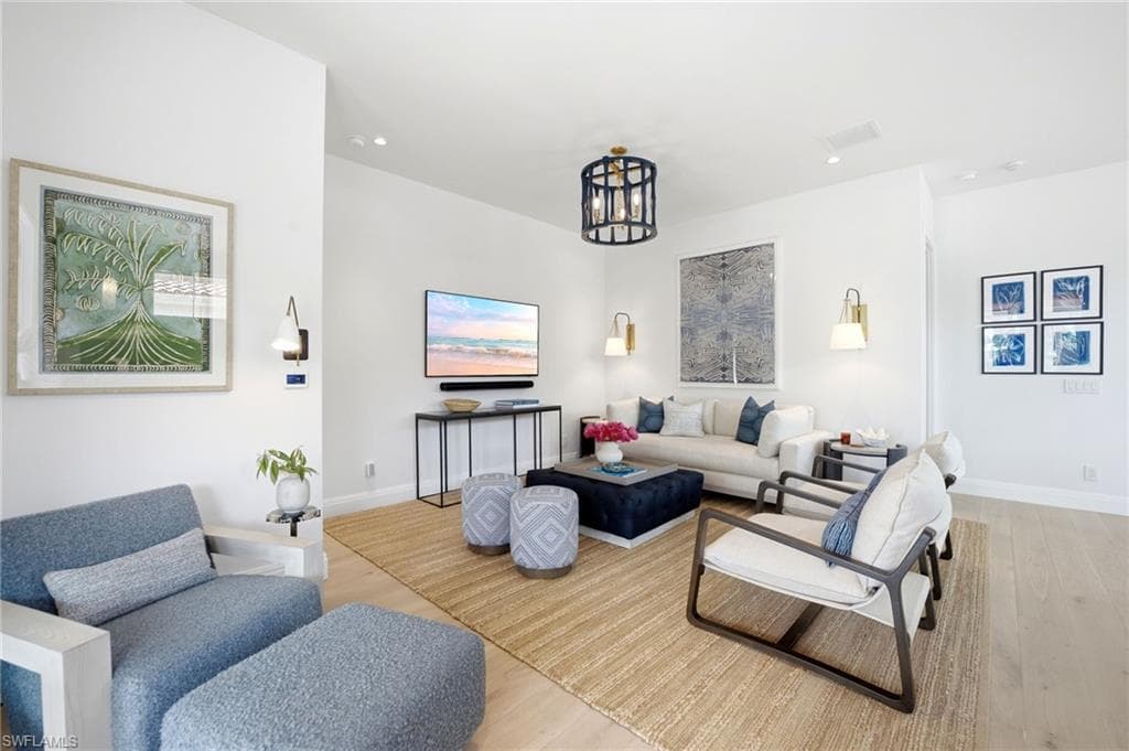 2614 L ERMITAGE LN-33