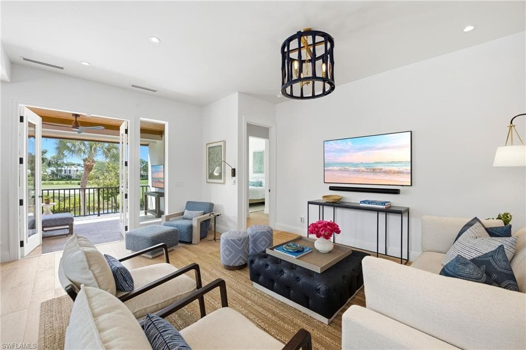 2614 L ERMITAGE LN-35