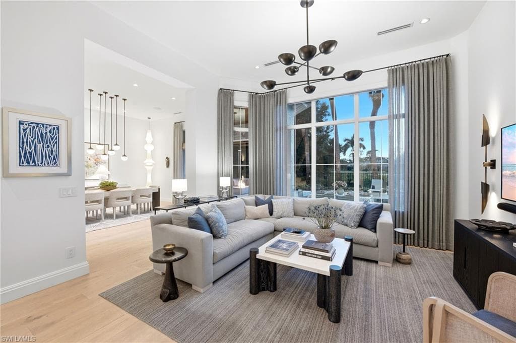 2614 L ERMITAGE LN-7