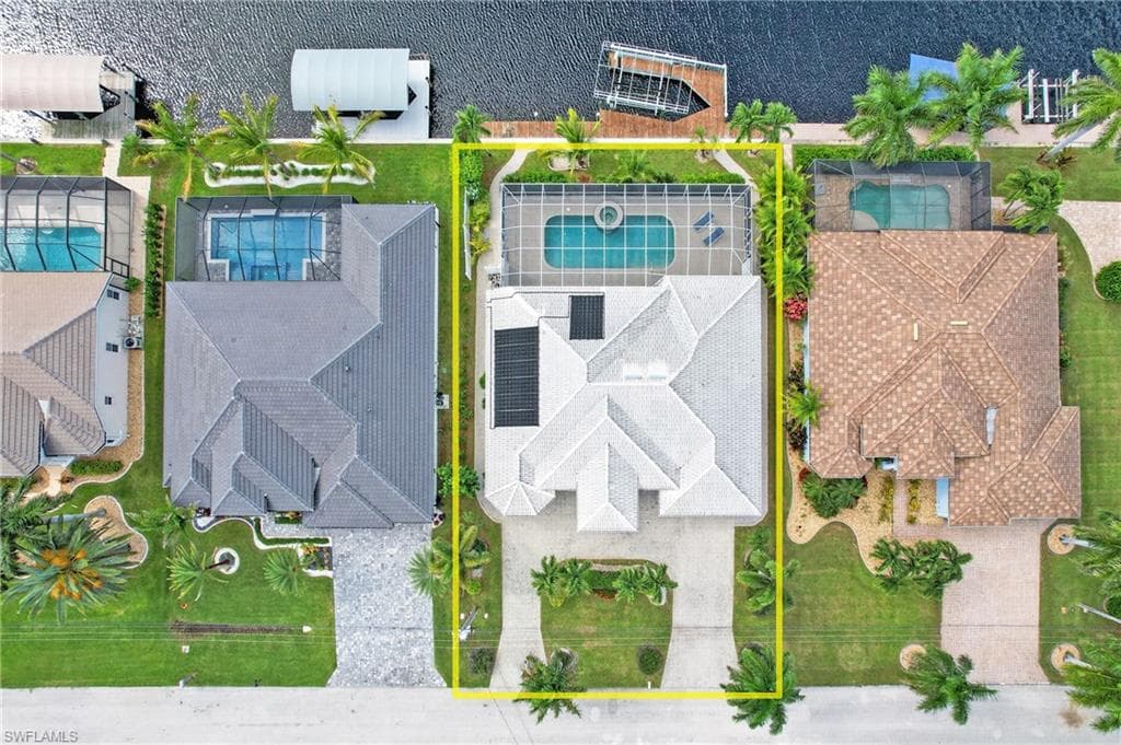 3326 SW 26th PL-2