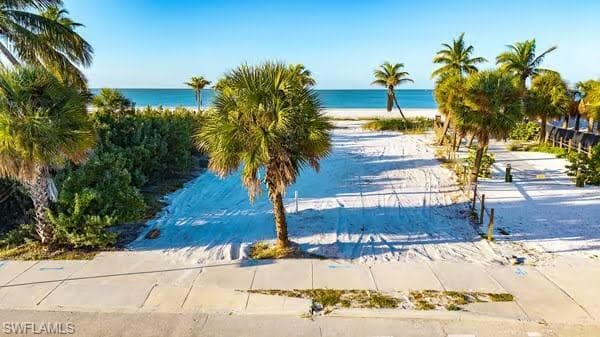 3950 Estero BLVD N-4