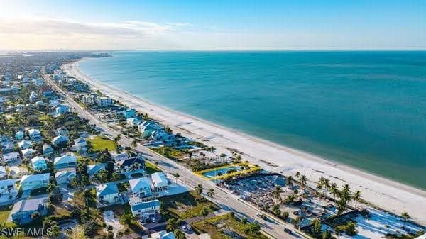 3950 Estero BLVD N-11