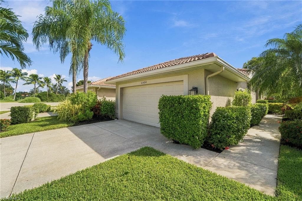 6524 Castlelawn PL 64-11