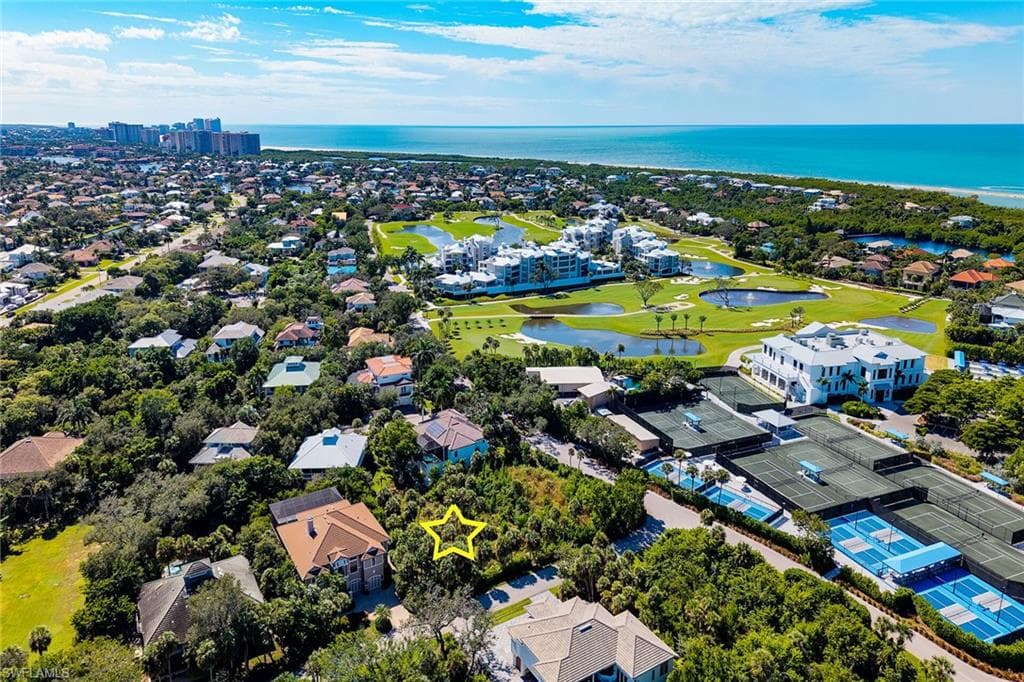 373 Live Oak LN-4