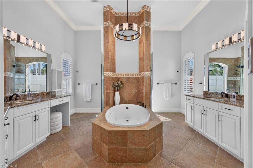 268 Cheshire WAY-14