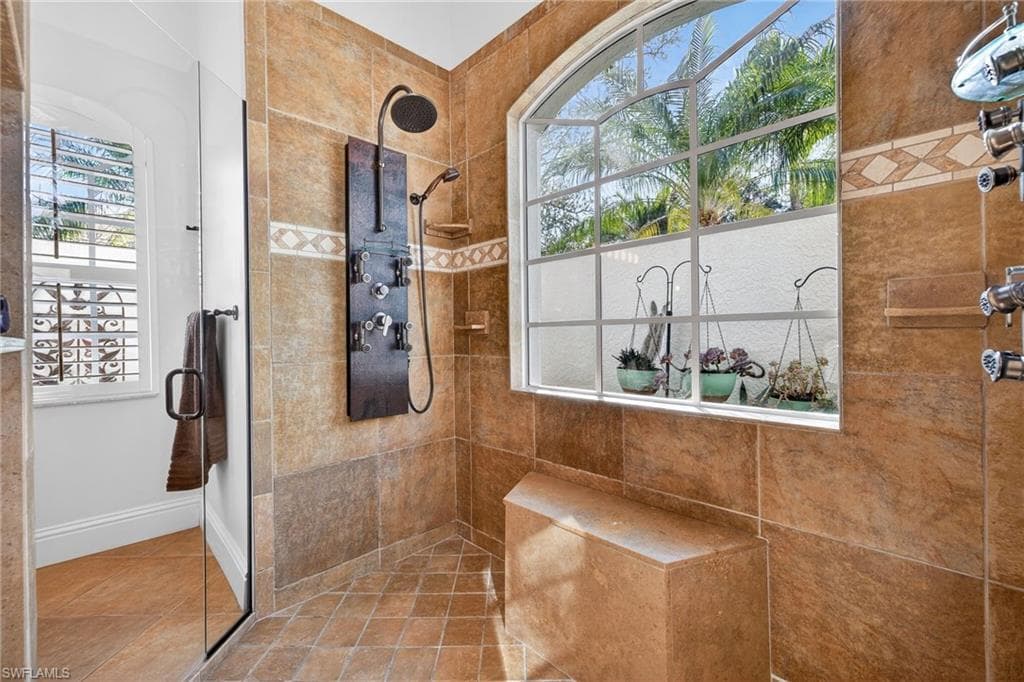 268 Cheshire WAY-15