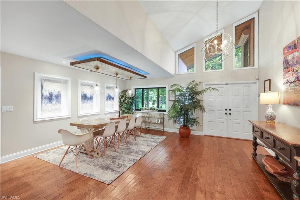 6100 Dogwood WAY-1