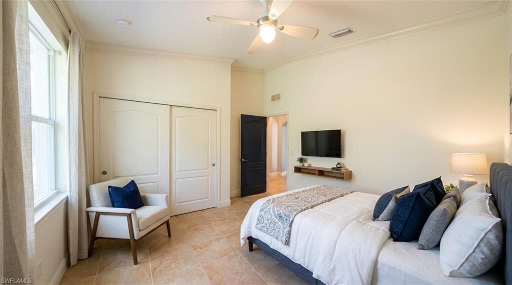 2961 20th AVE NE-19