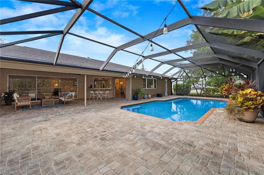 1335 Currier CIR-23