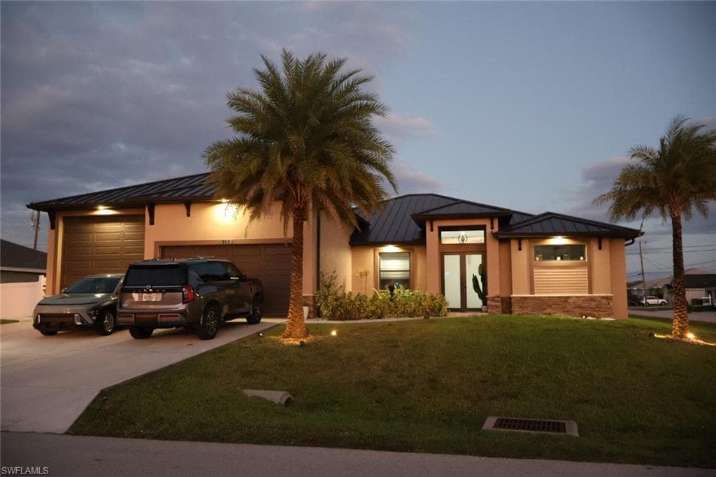 613 NE Juanita PL-0