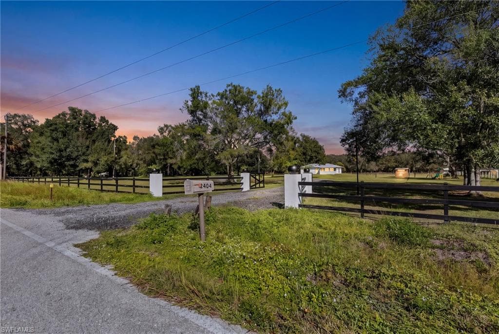 2404 Silver Lake RD-4