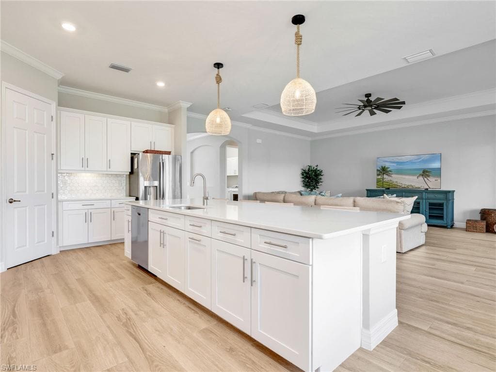 15038 Blue Bay CIR-16