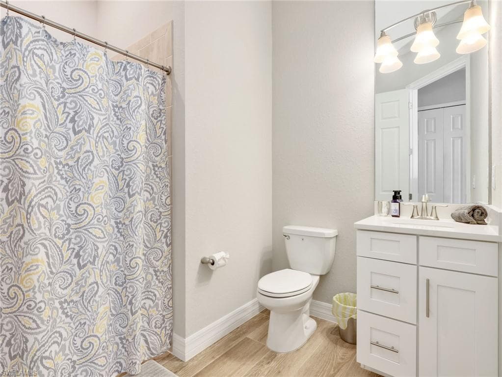 15038 Blue Bay CIR-28