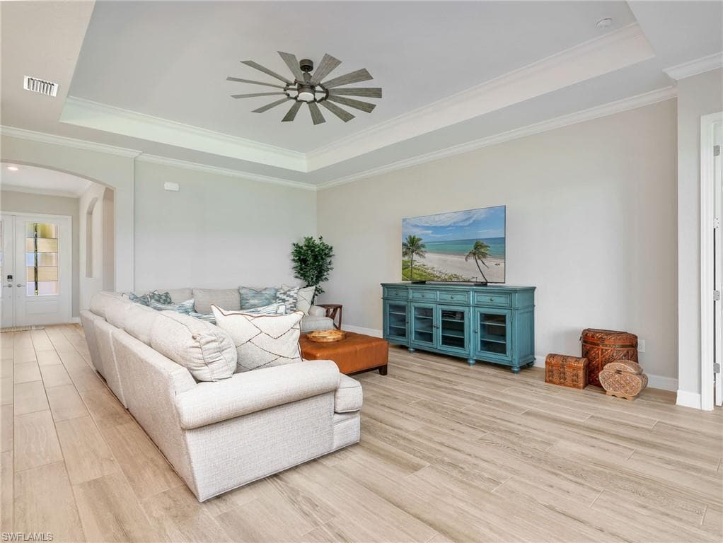 15038 Blue Bay CIR-9