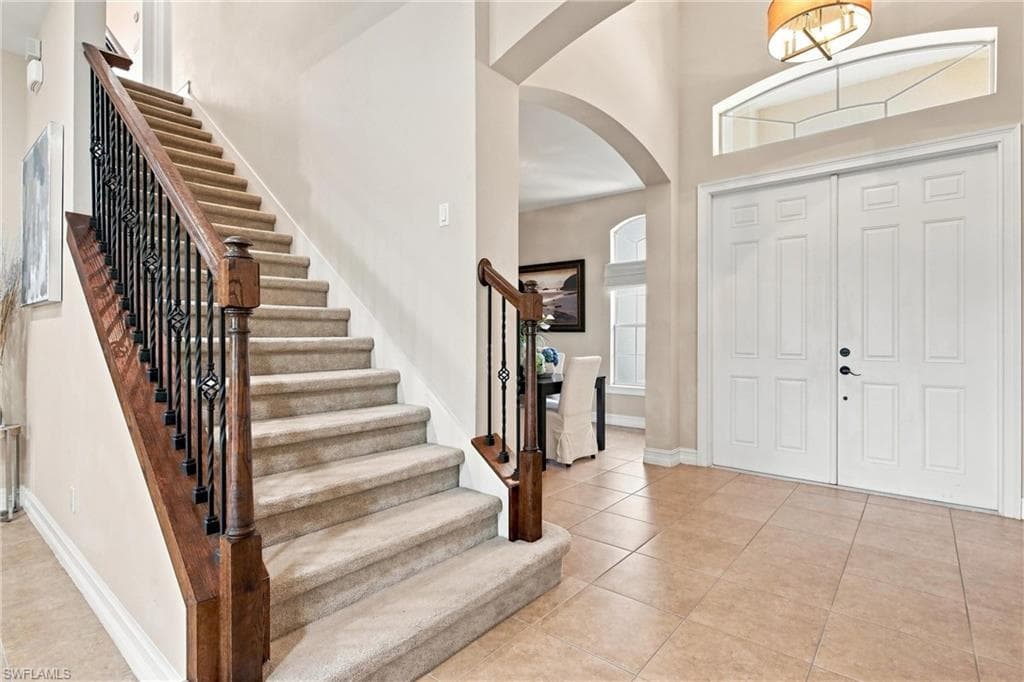 291 Saddlebrook LN-5