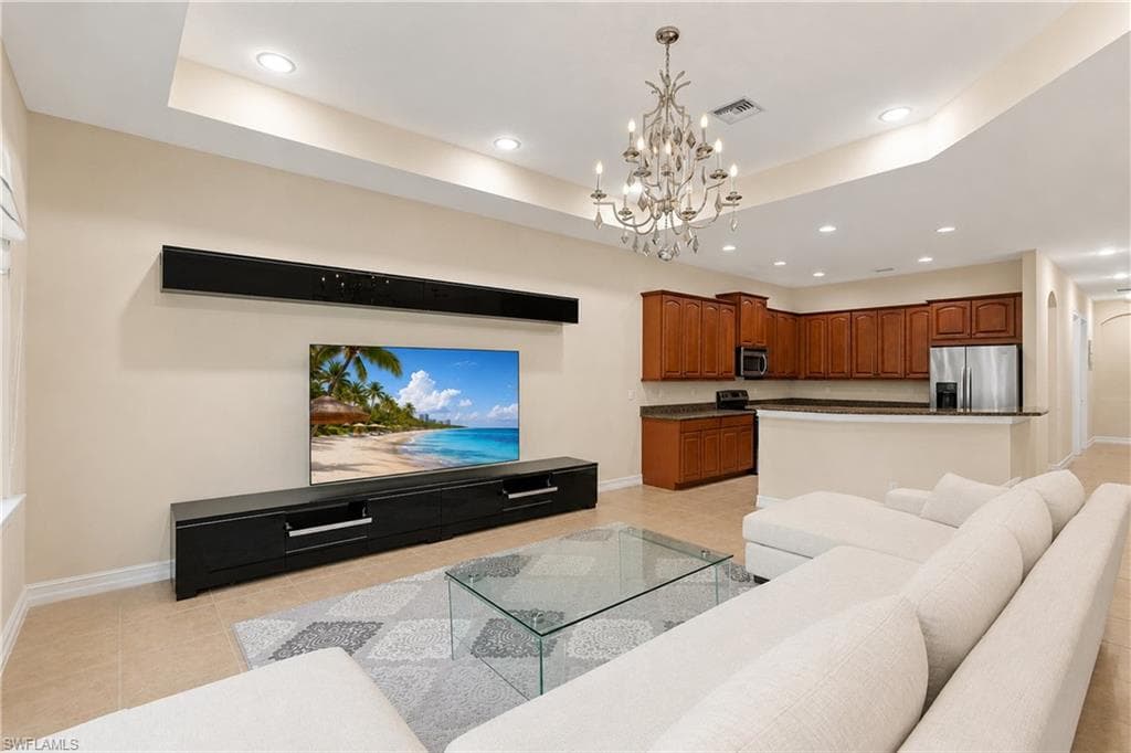 291 Saddlebrook LN-10