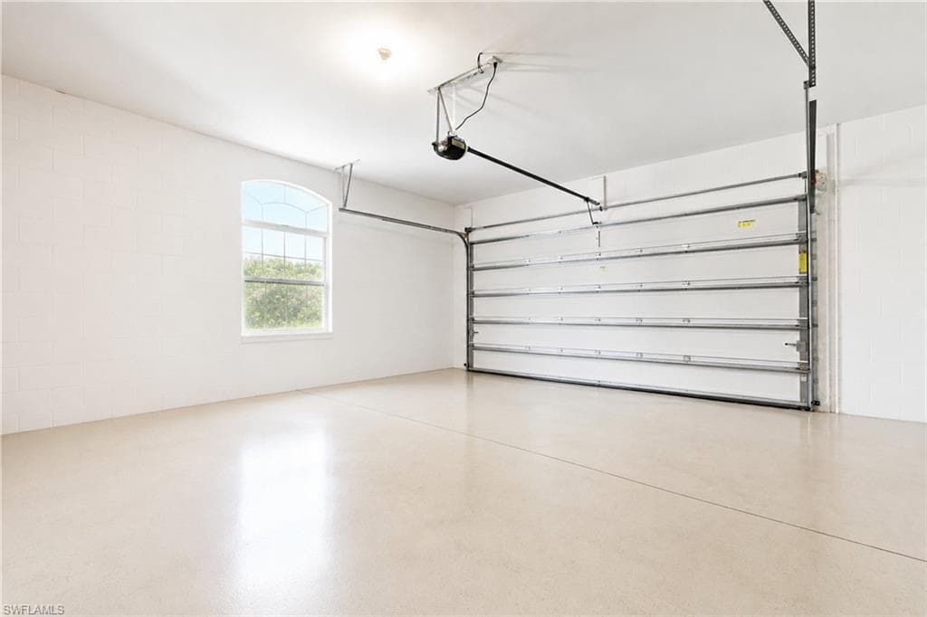 291 Saddlebrook LN-29
