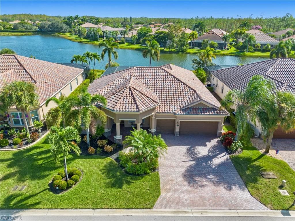 20985 Torre Del Lago ST-0