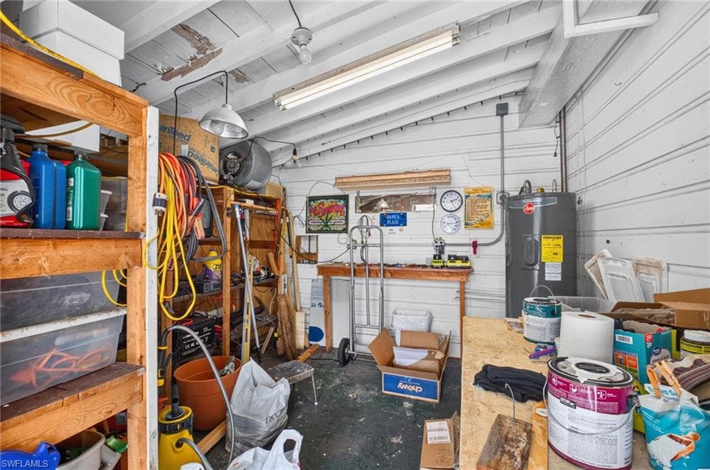 713 S Lake AVE-4
