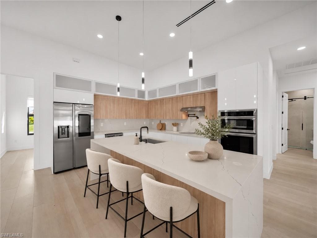 2905 SW 2nd LN-5