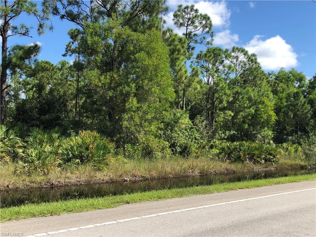 19665 Immokalee Rd, Naples, FL 34120-3