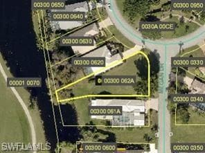 28696 Megan Dr, Bonita Springs, FL 34135-4