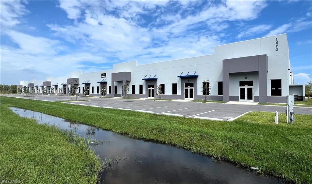 12220 Itec Haul Dr, Fort Myers, FL 33913-2