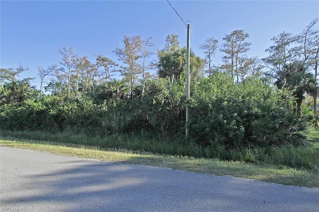 37th Ave NE, Naples, FL 34120-4