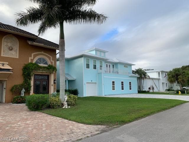 4073 Skyway Dr Lot#32, Naples, FL 34112-10
