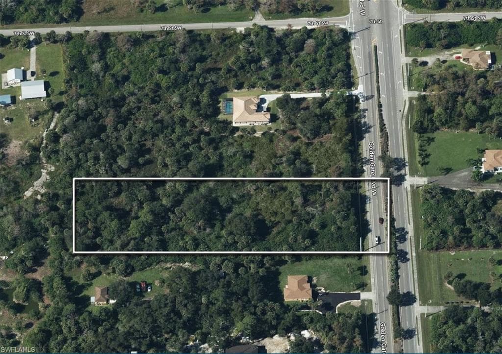 650 Golden Gate Blvd W, Naples, FL 34117-3