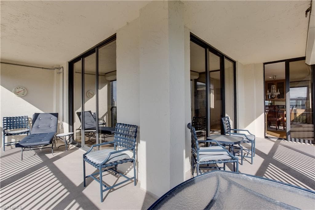 15 Bluebill Ave 1006, Naples, FL 34108-9