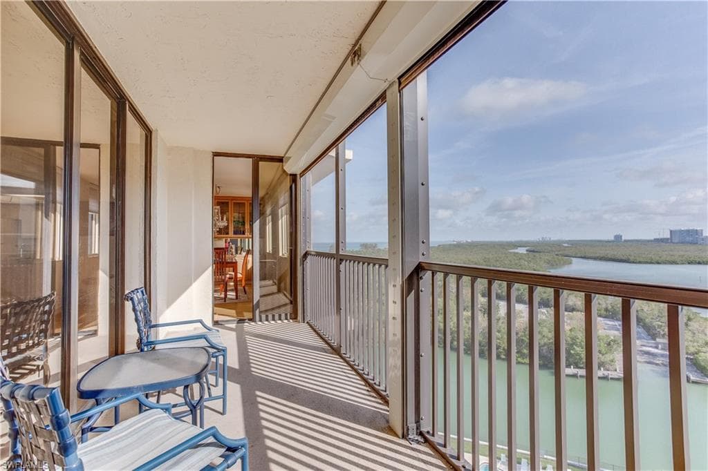 15 Bluebill Ave 1006, Naples, FL 34108-12