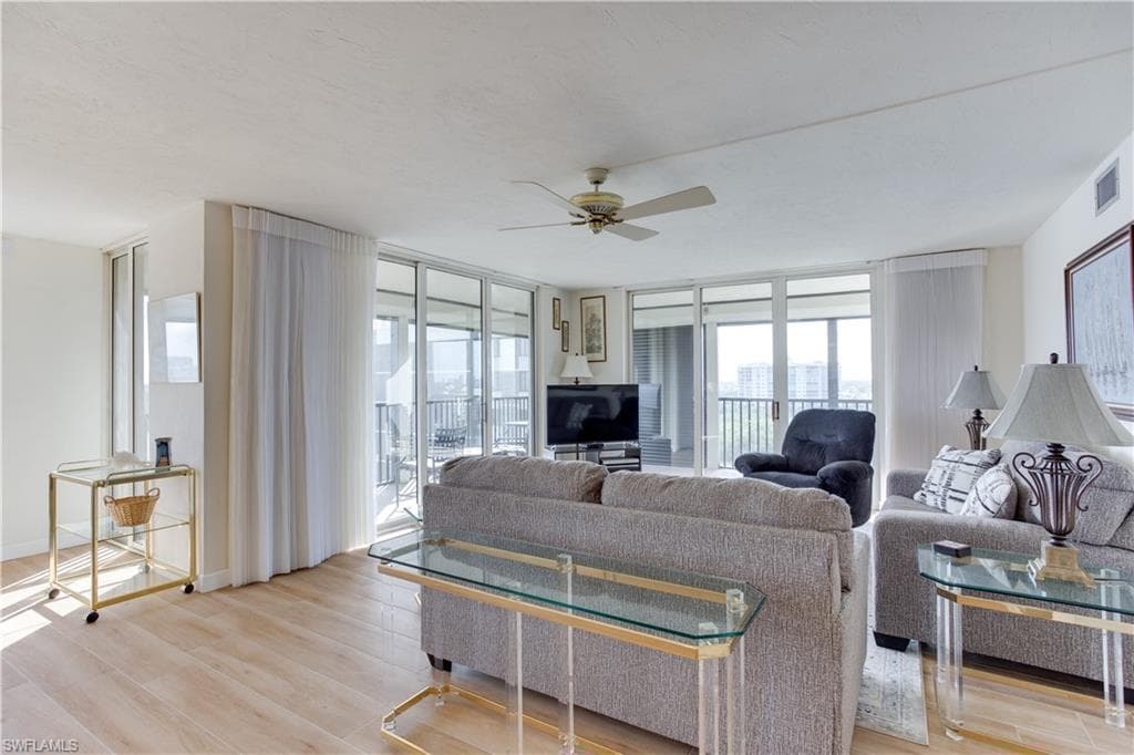 15 Bluebill Ave 1006, Naples, FL 34108-14
