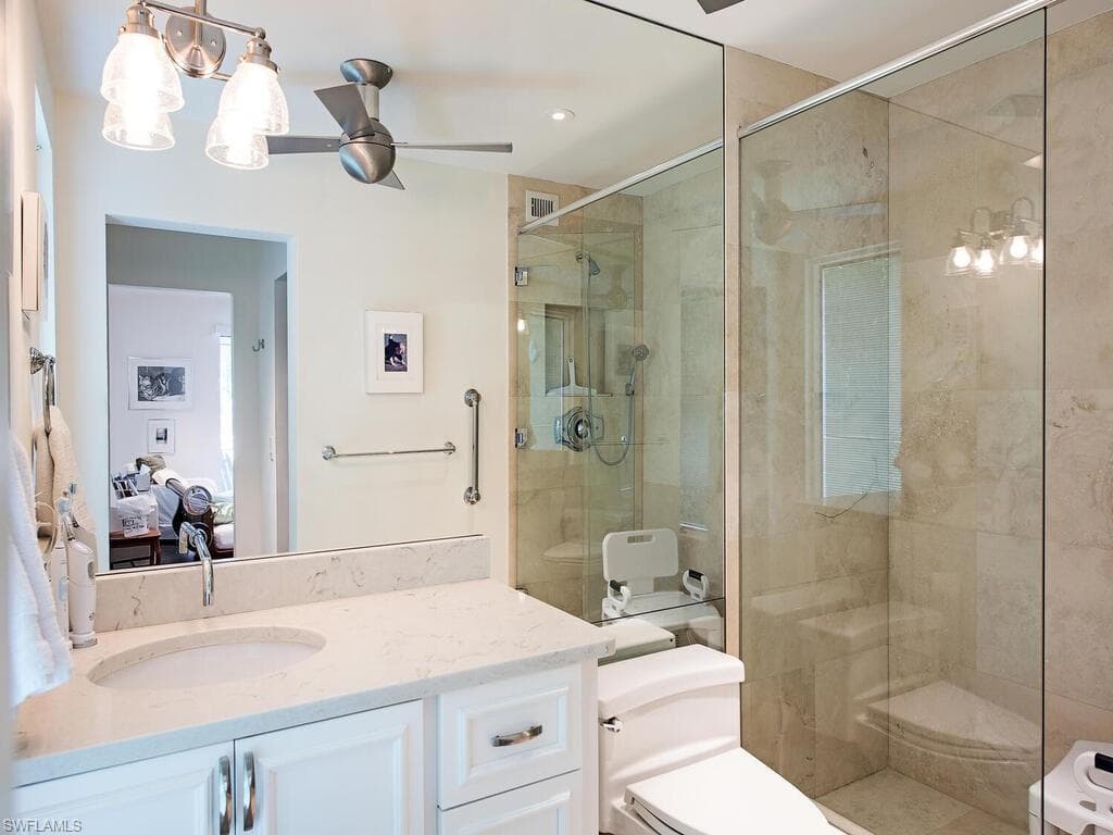 2680 Lantern Ln, Naples, FL 34102-16