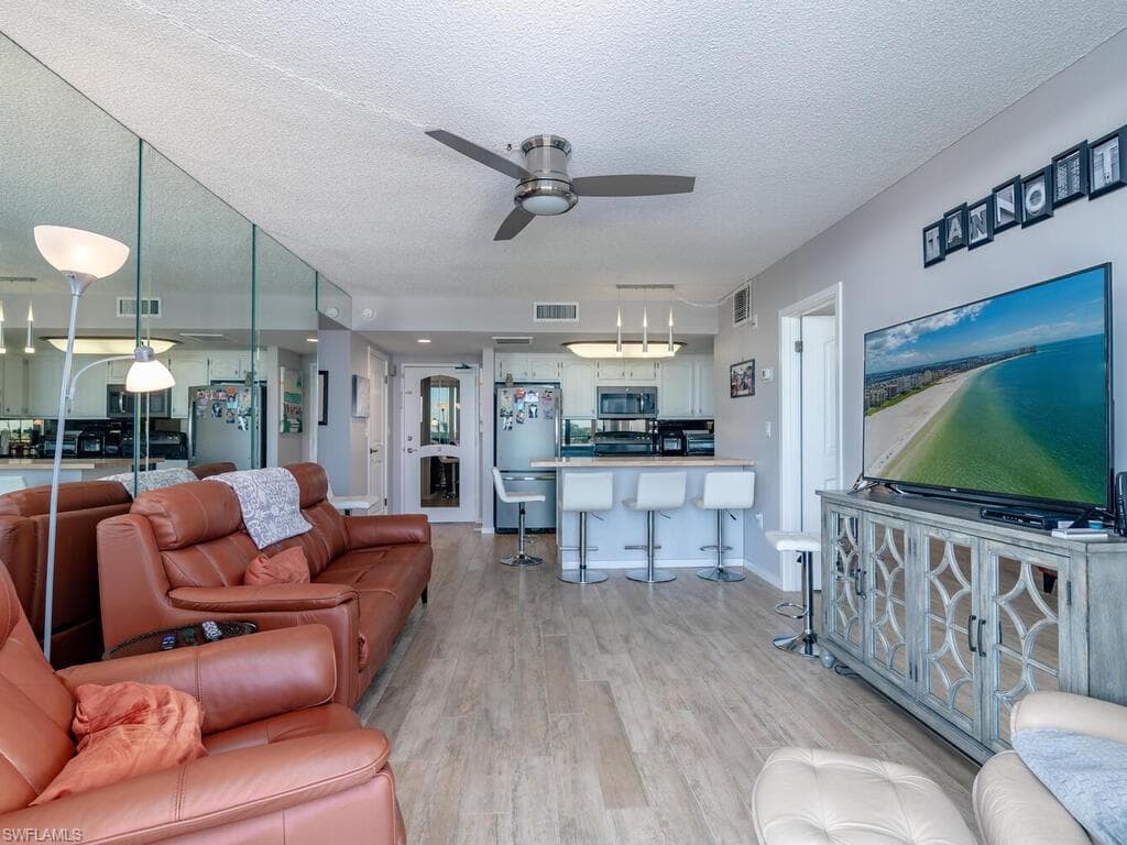 180 Seaview Ct 612, Marco Island, FL 34145-10
