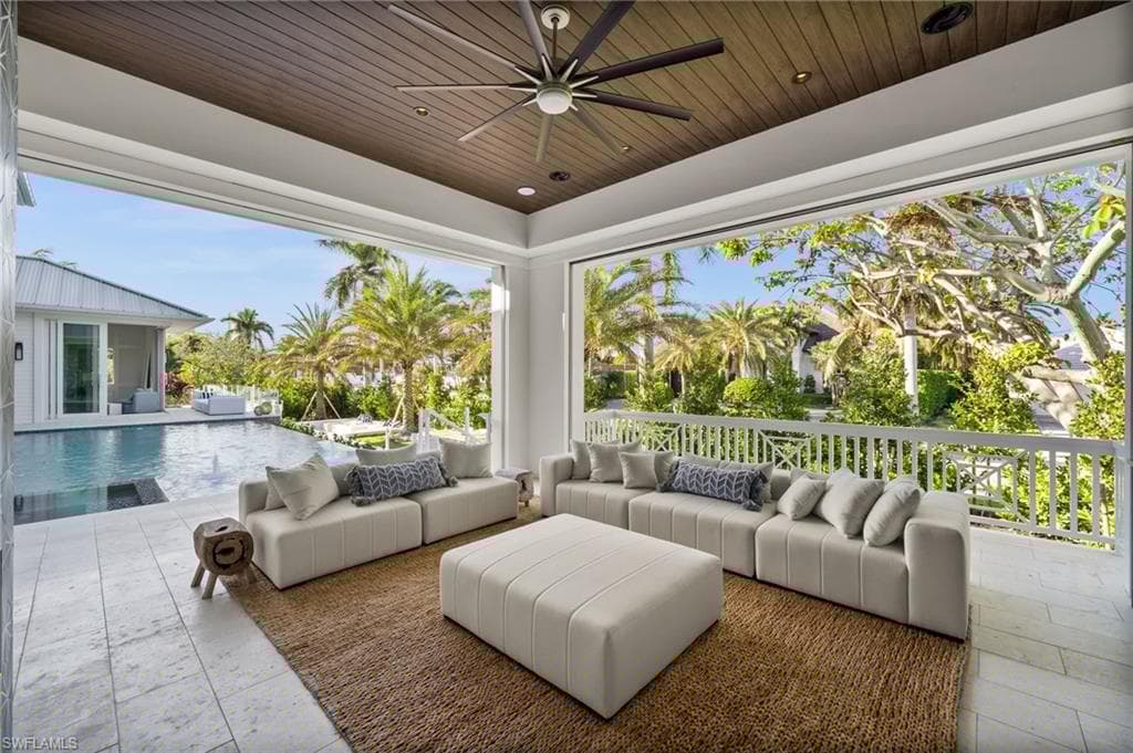 506 Neapolitan Ln, Naples, FL 34103-12