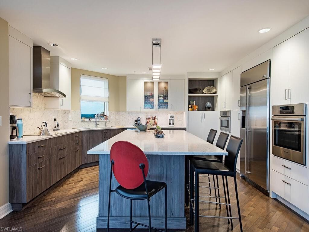 7575 Pelican Bay Blvd 608, Naples, FL 34108-8