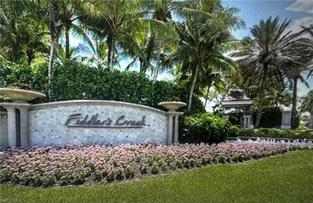 9225 Museo Cir SW 203, Naples, FL 34114-1