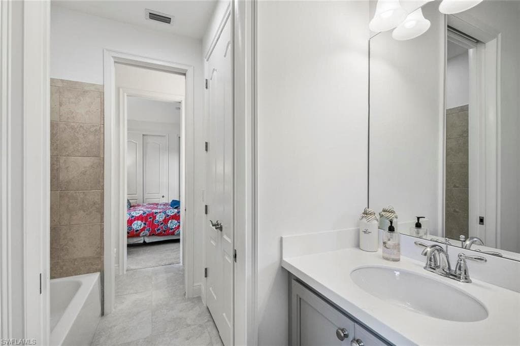 14166 Nautica Ct, Naples, FL 34114-20