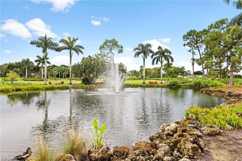 200 Palm Dr 43-7, Naples, FL 34112-27