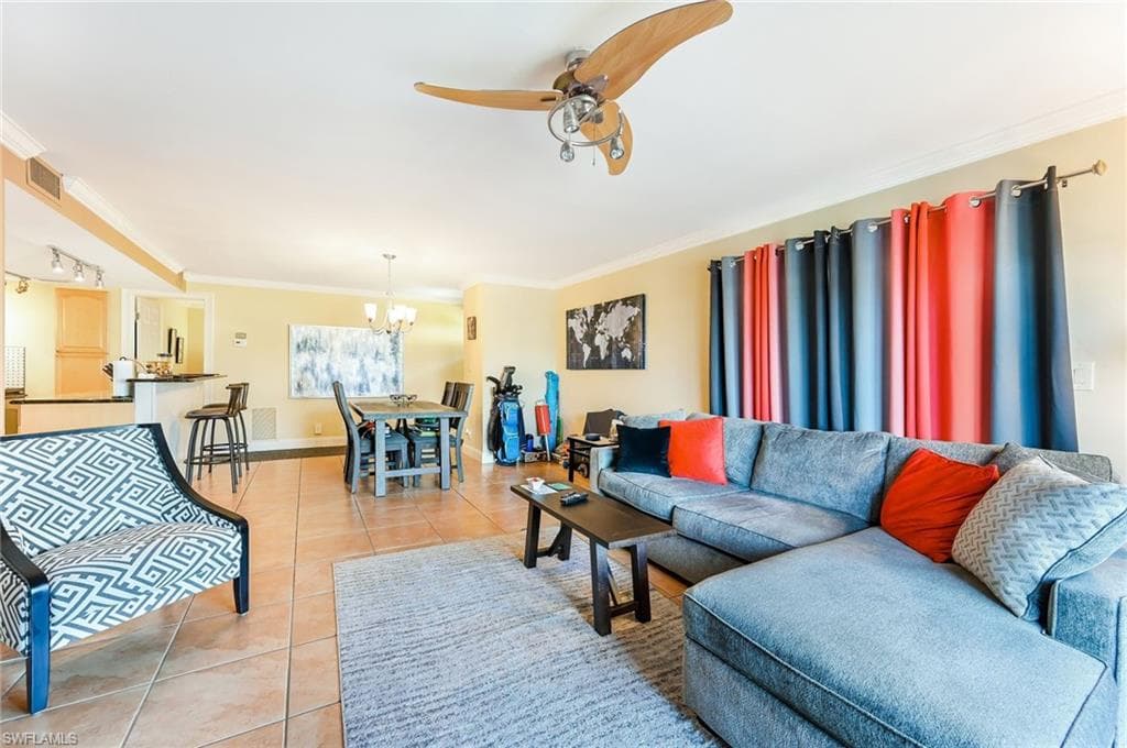 200 Palm Dr 43-7, Naples, FL 34112-6