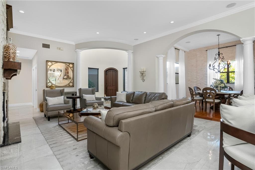 790 Broad Ct N, Naples, FL 34102-10