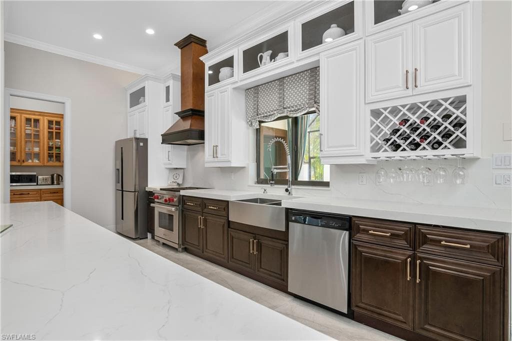 790 Broad Ct N, Naples, FL 34102-15