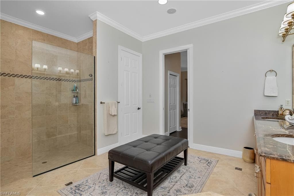 790 Broad Ct N, Naples, FL 34102-28